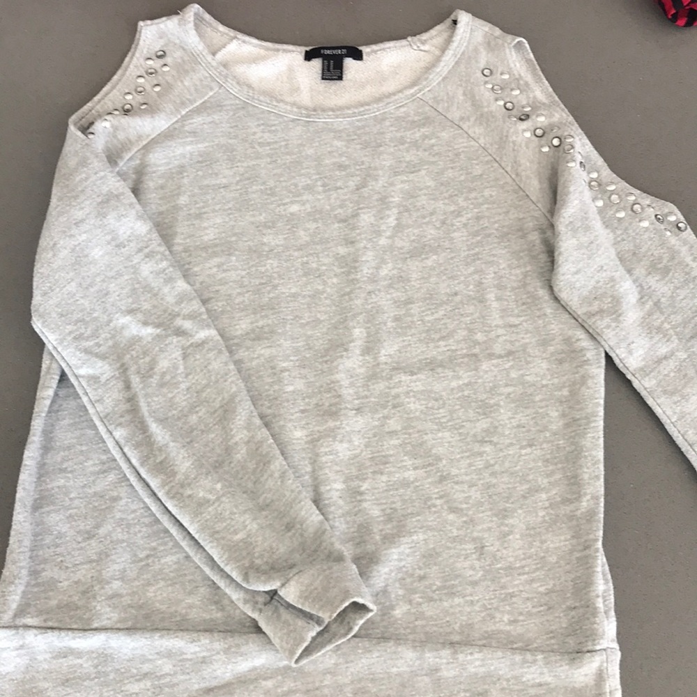 Grey, Medium cold shoulder sweatshirt